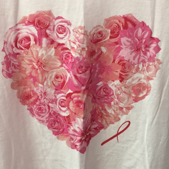 Avon Breast Cancer Heart of Flowers Sleepshirt - Picture 2 of 5